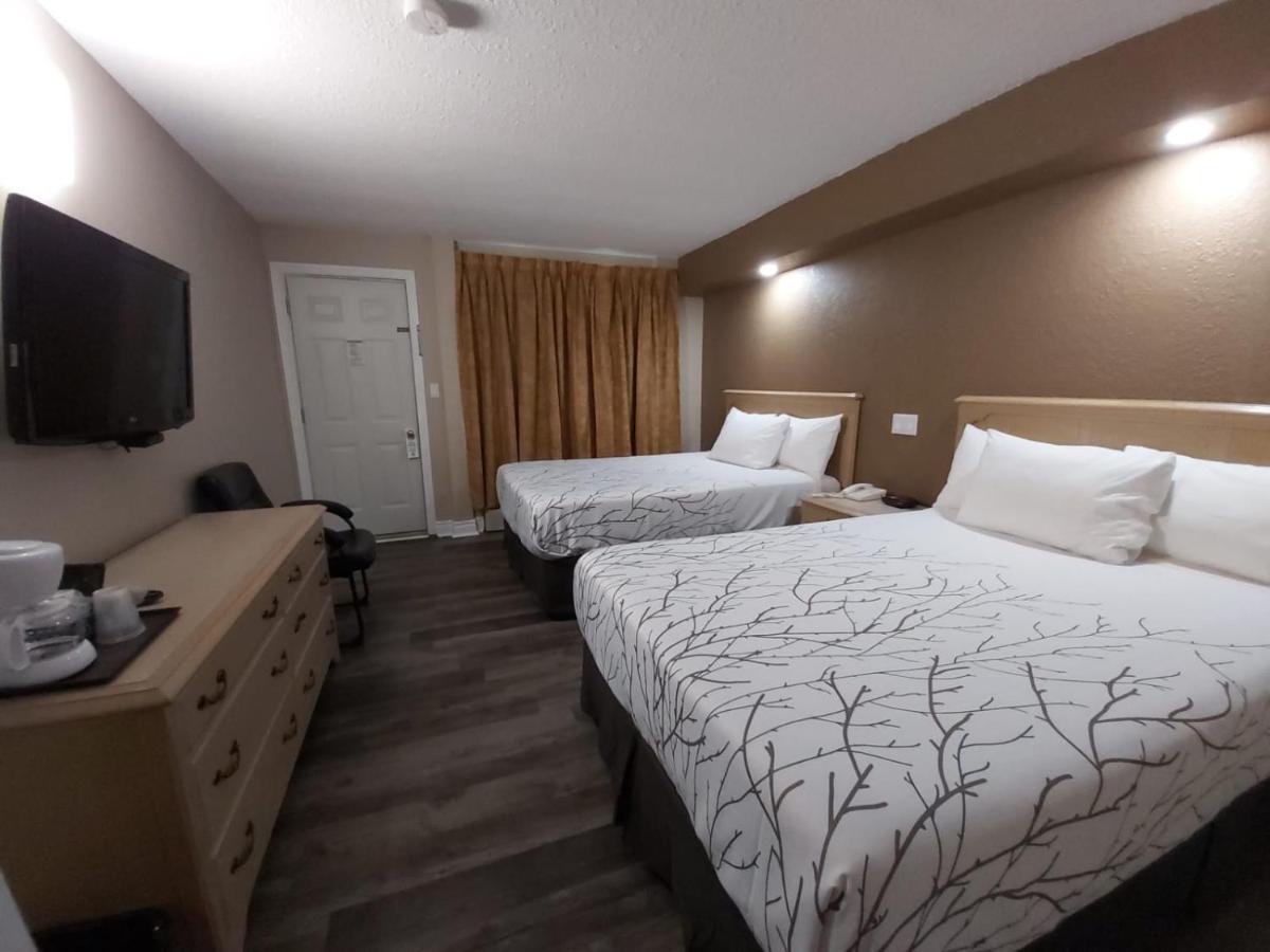 Arnprior Motor Inn מראה חיצוני תמונה