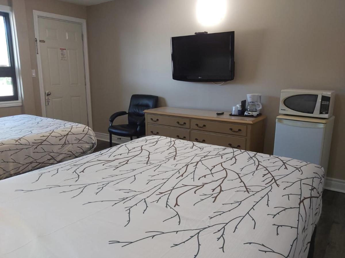 Arnprior Motor Inn מראה חיצוני תמונה