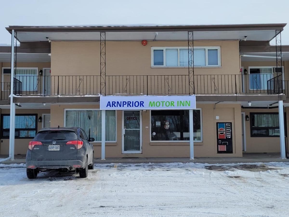 Arnprior Motor Inn מראה חיצוני תמונה
