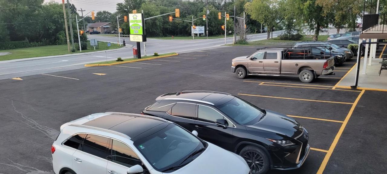 Arnprior Motor Inn מראה חיצוני תמונה